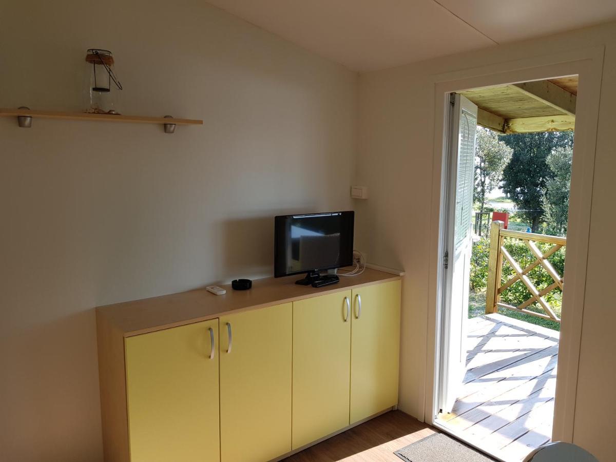 Naturist Mobile Homes Eden In Fkk Ulika Poreč Exterior foto