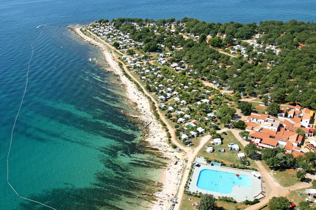 Naturist Mobile Homes Eden In Fkk Ulika Poreč Exterior foto
