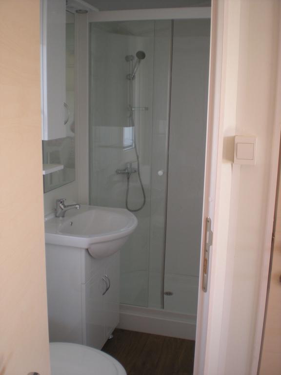 Naturist Mobile Homes Eden In Fkk Ulika Poreč Habitación foto